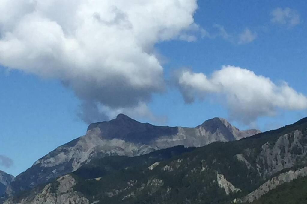 Maison Neuve Proche De Barcelonnette Jausiers Luaran gambar